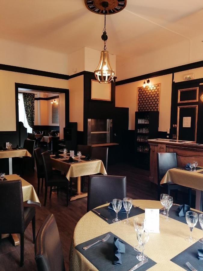 Hostellerie De La Quenoeuille Marquise Bagian luar foto